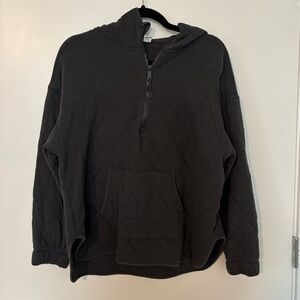 Old Navy Black Quilted Hoodie